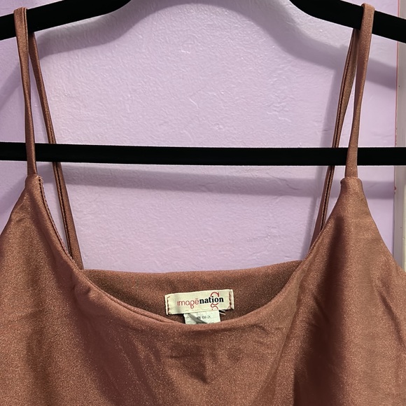 Silky Crop Top - Picture 3 of 5